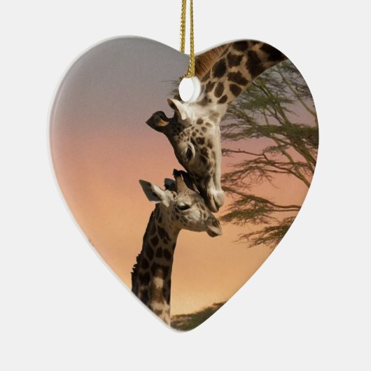 Giraffes begroeten elkaar keramisch ornament (Rechts)