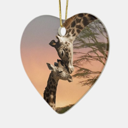 Giraffes begroeten elkaar keramisch ornament (Links)