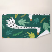 Giraffes, leaves, hand drawn backdrop. Colorful se Badhanddoek (Badhanddoek)