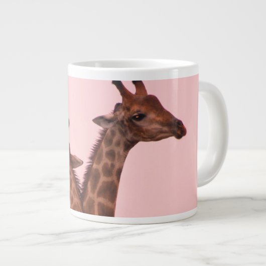 Giraffes met een roze lucht grote koffiekop (Voorkant rechts)