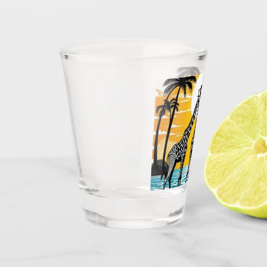 Giraffes op het strand shot glas (Links)