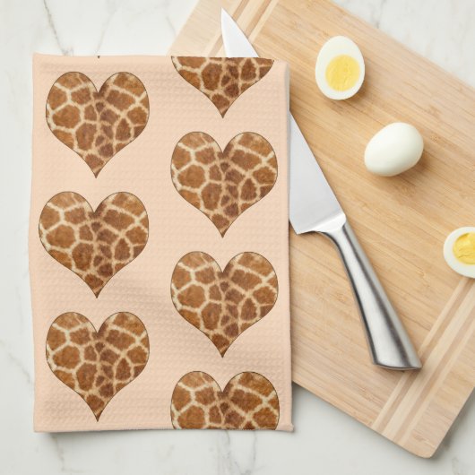 Giraffic Hearts Tiled Pattern Theedoek (Quarter Fold)