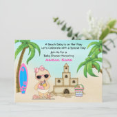 Girl Beach Baby Sandcastle in SurfboardBaby shower Kaart (Staand voorkant)
