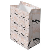 Girl Boss Medium Cadeauzakje (Voorkant Gekanteld)