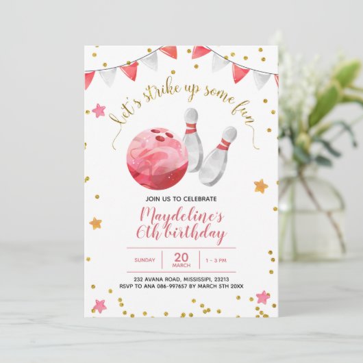 Girl Bowling Birthday Uitnodiging (Staand voorkant)