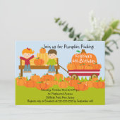 Girl Boy Pumpkin Picking Birthday Party Invitation Kaart (Staand voorkant)