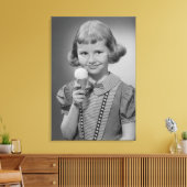 Girl Eating Ice Cream Canvas Afdruk (Insitu (Woonkamer))