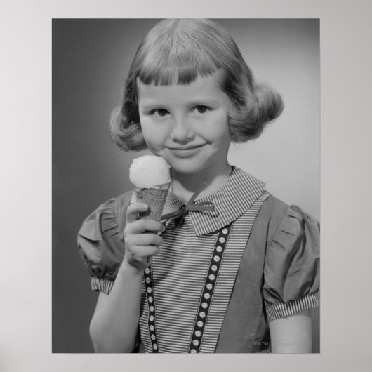 Girl Eating Ice Cream Poster (Voorkant)