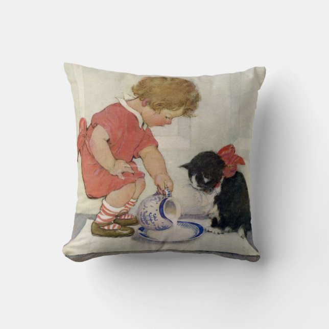 Girl en Kitten, Jessie Willcox Smith Kussen (Voorkant)
