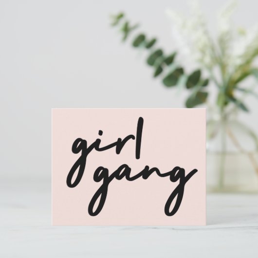 Girl Gang | Meiskracht Modern feminisme Blush Pink Briefkaart (Staand voorkant)