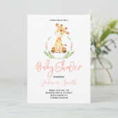 Girl Giraffe Safari Baby shower Uitnodiging (Staand voorkant)