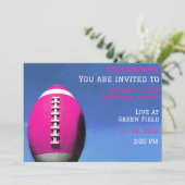 Girl Party Roze Football Verjaardagsuitnodiging Kaart (Staand voorkant)