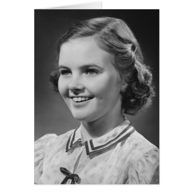 Girl Posing in Studio (Voorkant)