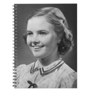 Girl Posing in Studio Notitieboek