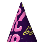 Girl power feminist slogan, violet background. feesthoedjes (Rechts)