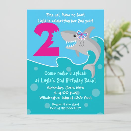 Girl Shark Bite Invite - 2e verjaardagsfeestje Kaart (Staand voorkant)