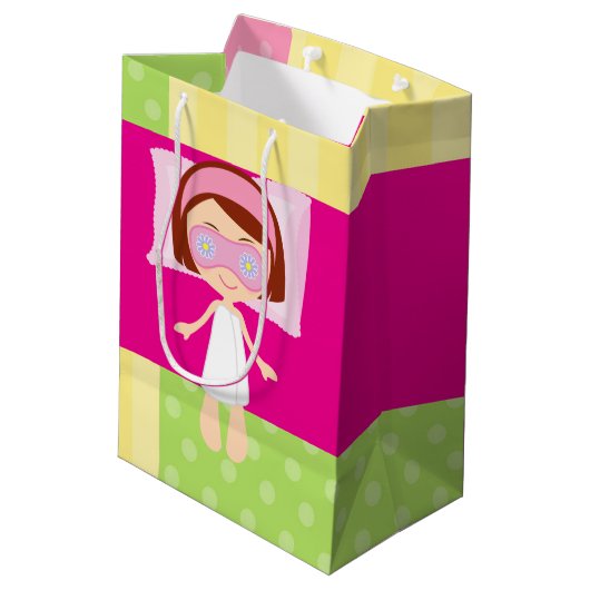 Girl Spa Birthday Party Guest Favor Medium Cadeauzakje (Achterkant Gekanteld)