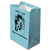 Girl Who Loves Horses Design Gift Bag Medium Cadeauzakje (Achterkant Gekanteld)