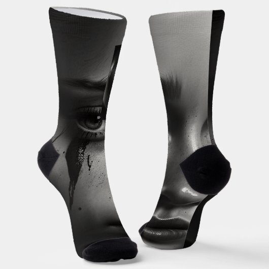 Girl with tears sokken (Gebogen)