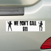 GirlGun WE NOEMEN NIET 911 Bumpersticker (Op auto)