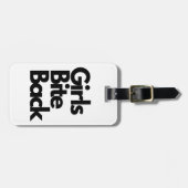 "Girls Bite Back" Grappig Eenvoudig Zwart + Wit Bagagelabel (Voorkant horizontaal)