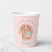 Girls Bunny and Cake Girls Cute Birthday Papieren Bekers (Achterkant)