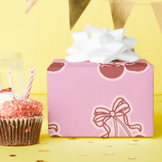 Girls Cherry Sweet 16th Birthday Invitation Cadeaupapier (Verjaardagsfeest)