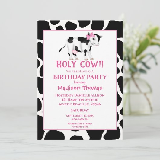 Girls Cute Koe Pink Birthday Party Uitnodiging (Staand voorkant)