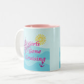 Girls Gone Cruising Tweekleurige Koffiemok (Voorkant links)