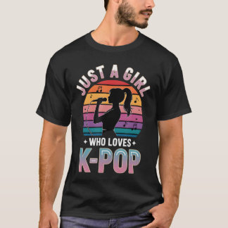 Girls KPop friends T-shirt