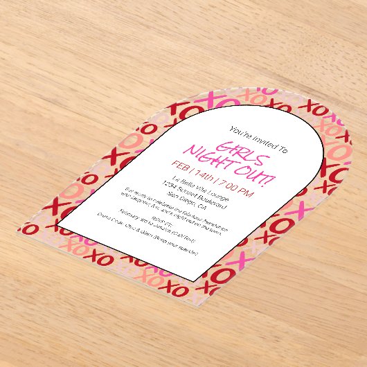 Girls Night Out Knuffels en Kusjes Galentijn Party Acryl Uitnodigingen (Laagn)