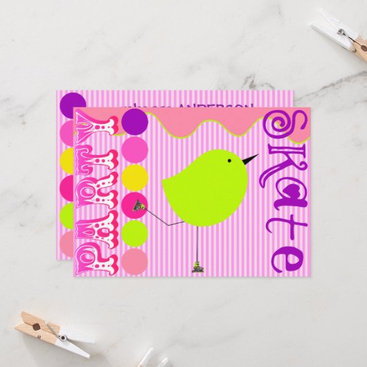 Girl's Schaats Party Invitation Sjabloon Kaart (Voorkant / Achterkant in situ)