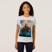 Girl's shirt with elephant design in the sea (Voorkant volledig)