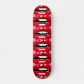 GIRLS SKATEBOARDS LIPS KISS (Voorkant)