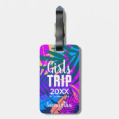 Girls Trip 20XX, Tropisch kleurrijk, zwarte vrouw Bagagelabel (Achterkant verticaal)