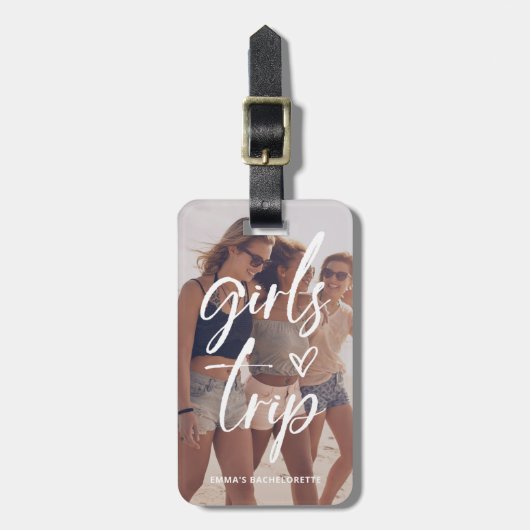 Girls Trip | Trendy script met foto en QR code Bagagelabel (Voorkant verticaal)