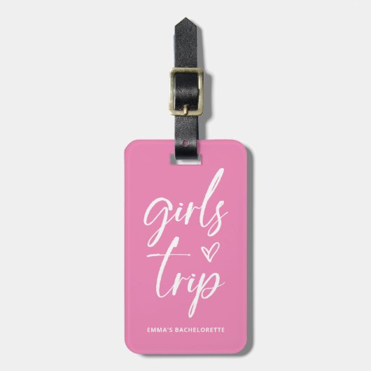 Girls Trip | Trendy Script op roze en QR-code Bagagelabel (Voorkant verticaal)