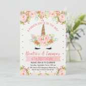 Girls Twins of Joint Unicorn Birthday Invitation Kaart (Staand voorkant)