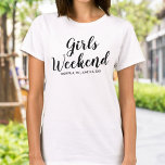 Girls Weekend Away T-shirt Custom Location Date<br><div class="desc">Het perfecte T-shirt om je meisjes/dames weekend te vieren. Of je nu een verjaardag viert, een mini reünie plant, een bachelorette feestje of gewoon met je vriendinnen rondhangt, dit shirt zal het podium op het beste weekend/reis ooit zetten. Personaliseer u door de locatie en datum van uw komst toe te...</div>
