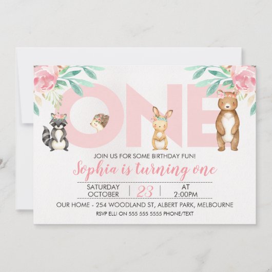 Girls Woodland Animals ONE 1e verjaardag Uitnodigi Kaart (Voorkant)
