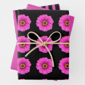 Girly Black Fuchsia Stripes en Flower Inpakpapier Vel (In situ)