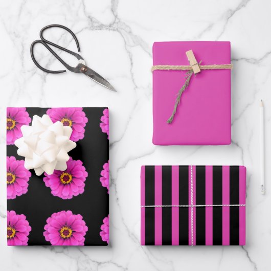 Girly Black Fuchsia Stripes en Flower Inpakpapier Vel (Voorkant)