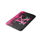 Girly Black Hot Pink Glitter Drift Monogram Naam Badmat (Gekanteld)