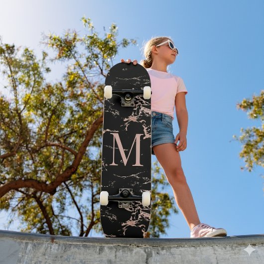 Girly Black Marble Roos Gold Foil Monogram Persoonlijk Skateboard