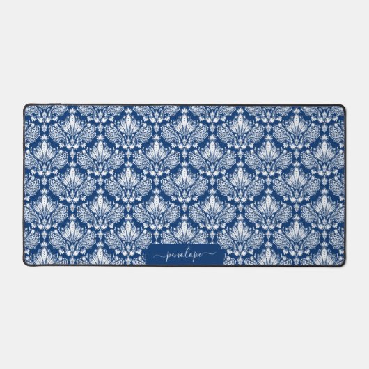 Girly blauw en wit damast patroon monogram bureaumat (Voorkant)