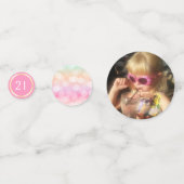 Girly Blush Pink Any Age Verjaardag Foto Initiaal Confetti (Achterkanten)