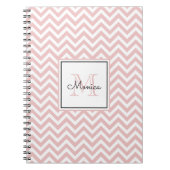 Girly Blush Pink Chevron Pattern met Monogram Notitieboek (Voorkant)