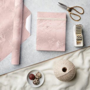 Girly Blush Pink Glitzy Marble Verjaardag Cadeaupapier