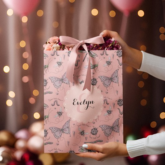 Girly Blush Pink Sweet Kleine Critter Monogram Medium Cadeauzakje