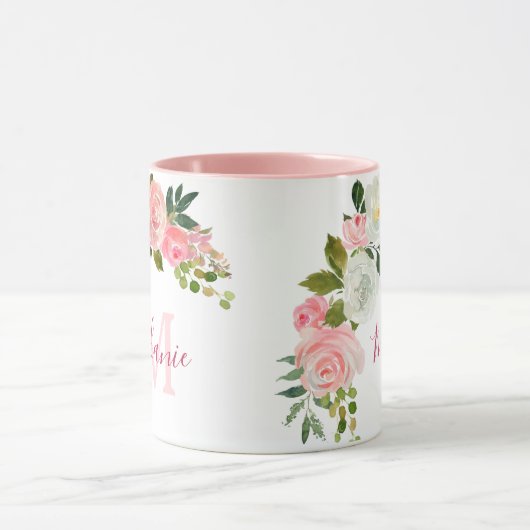 Girly Blush Roze en Witte Rozen Naam Monogram Mok (Midden)
